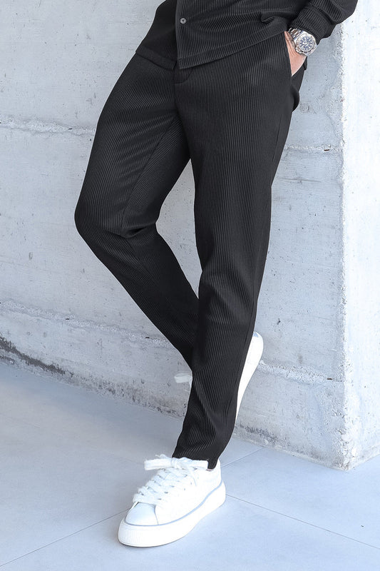 Black Pleated Trousers