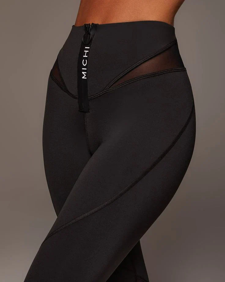 Helios Tights – Black: Timeless Elegance Meets Everyday Comfort