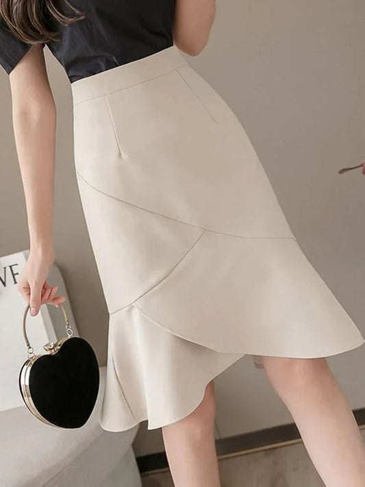 Modern Knee-Length Skirt – Contemporary Elegance for Every Occasion